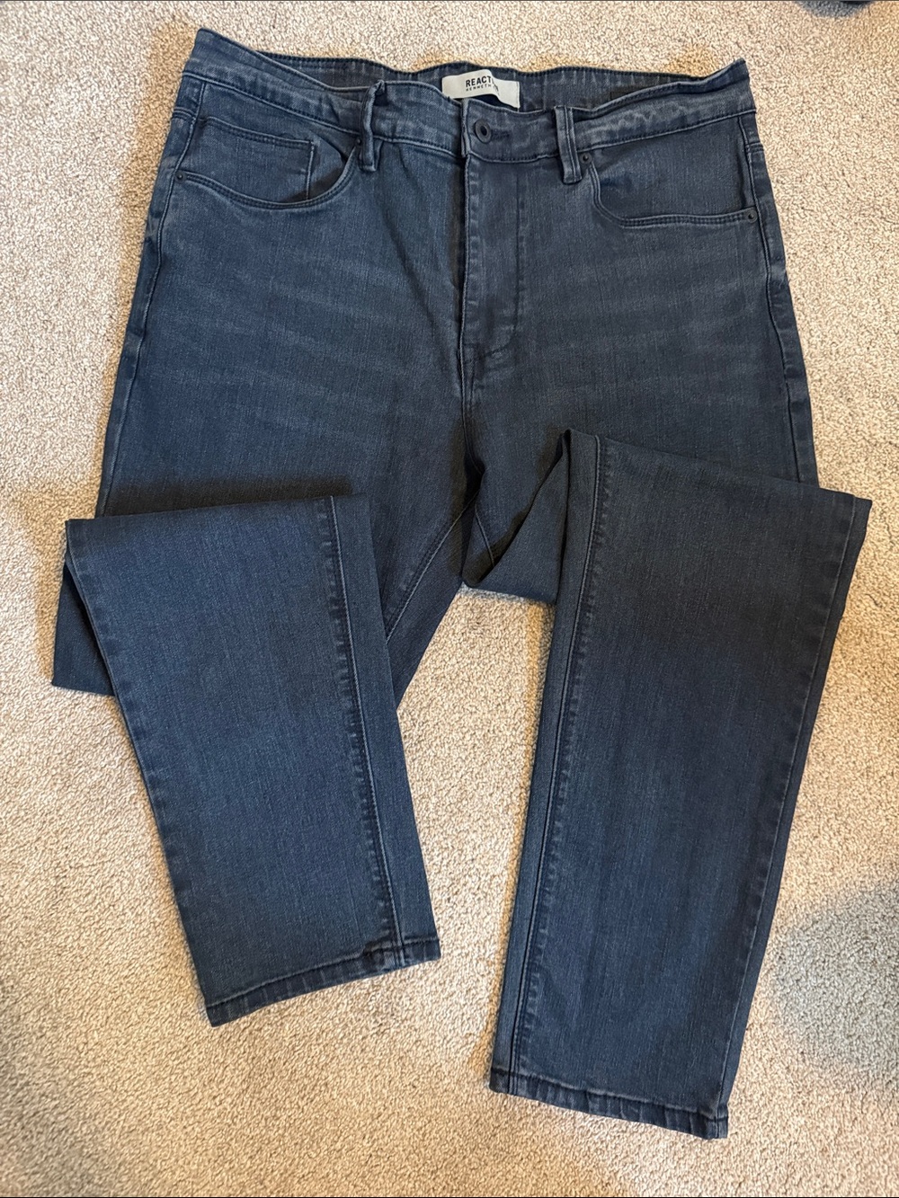 Kenneth Cole Reaction Men's Slim Jeans in Charcoal